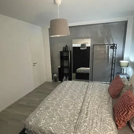 Lovely 1 Bedroom Appt With Terrace